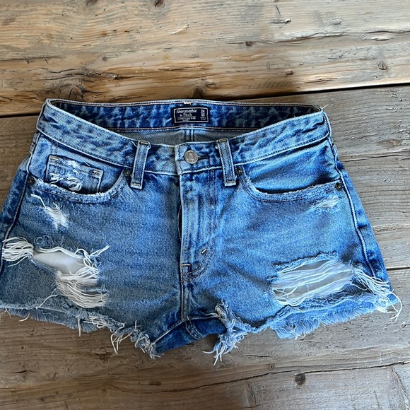 Abercrombie size 24 shorts - Picture 1 of 4